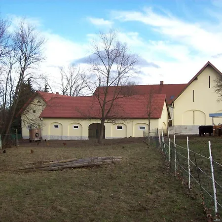 Jaworowa Zagroda Gospodarstwo agroturystyczne