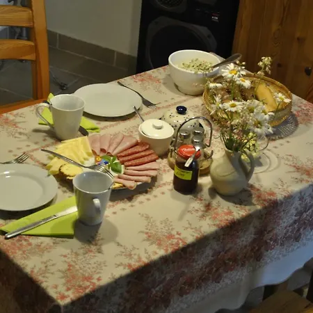 Jaworowa Zagroda 农家乐 *